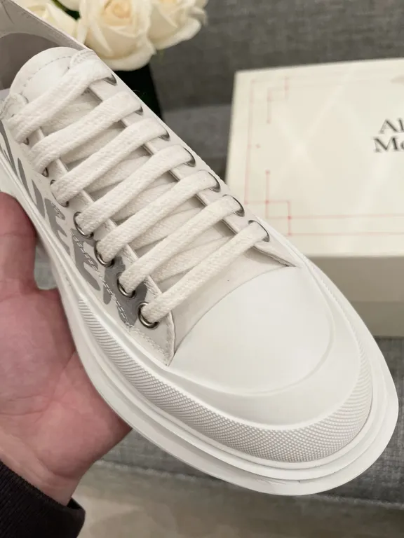 Alexander McQueen Shoe 